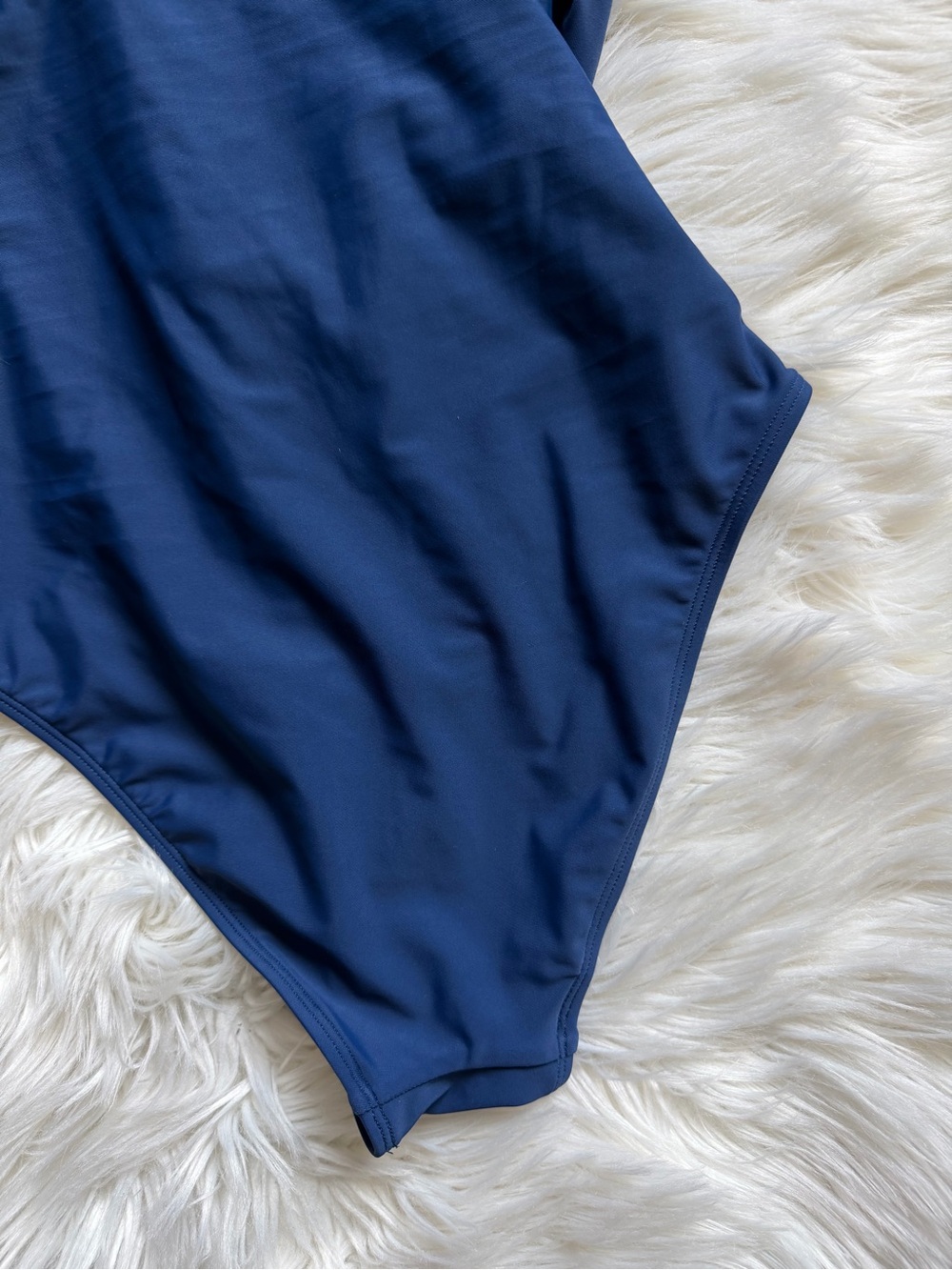 Slimming one piece swimsuit - Picture 7 of 9
